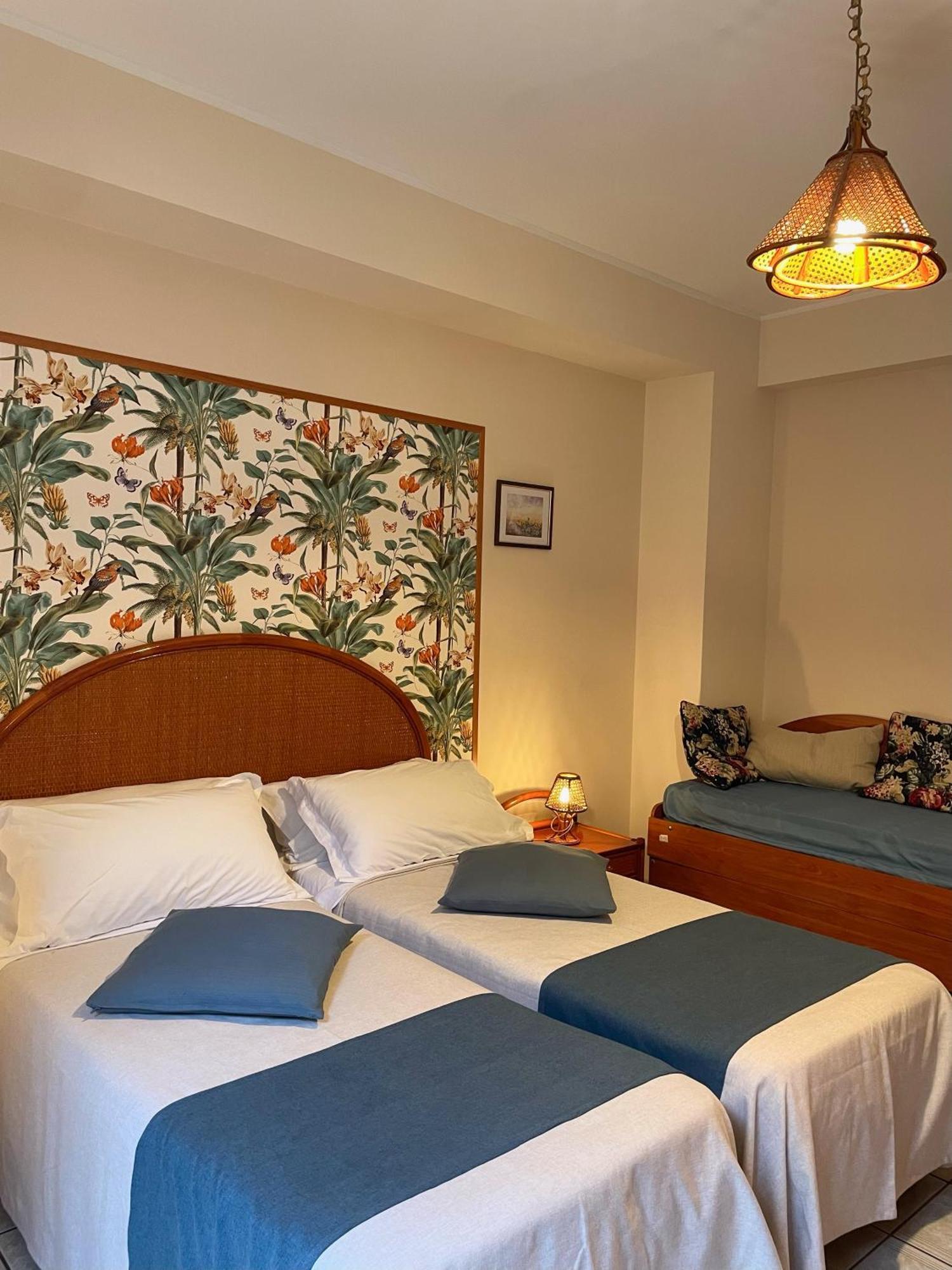 Casa Famiani Bed & Breakfast Letojanni Exterior photo